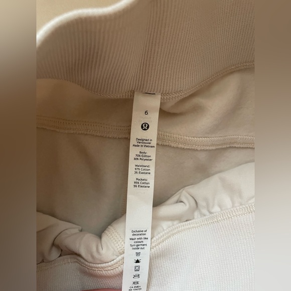 NWT Lululemon Braided Detail HR Joggers Size 6 Cream Color - Picture 9 of 16